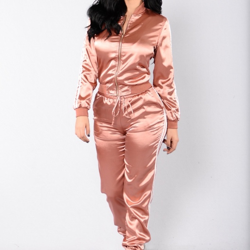 Fashion Nova Let you go set two piece size small